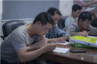 朝陽(yáng)集團開(kāi)展行車(chē)和有限作業(yè)空間安全操作培訓、道路交通安全培訓